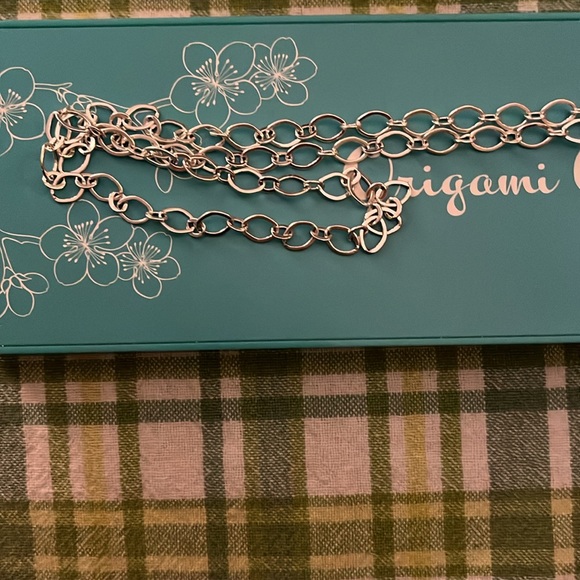 Silver Oval  24” chain - Picture 2 of 2